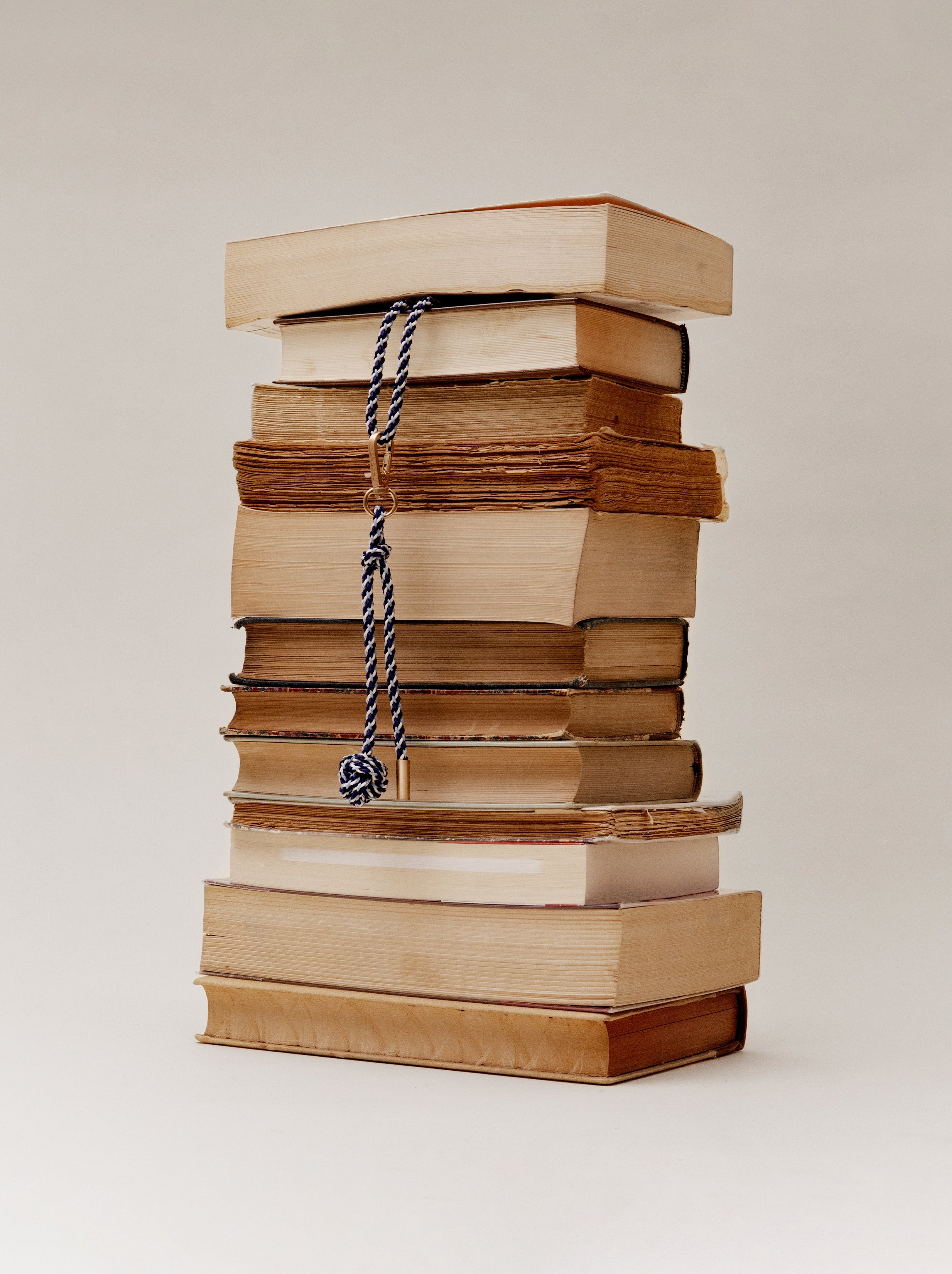 Bag Charm Passementerie Boule VRAI x CHARLOT Bleu